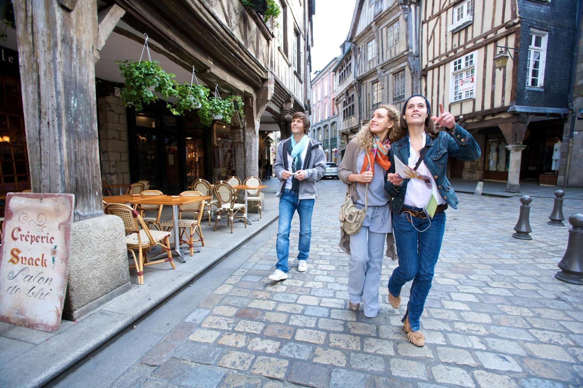 The Originals Boutique, Hotel Le Lion D'Or, Fougeres Ouest Maen Roch Exterior photo